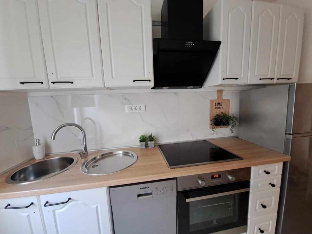 Ocean Apartman Jesenice  Exterior foto